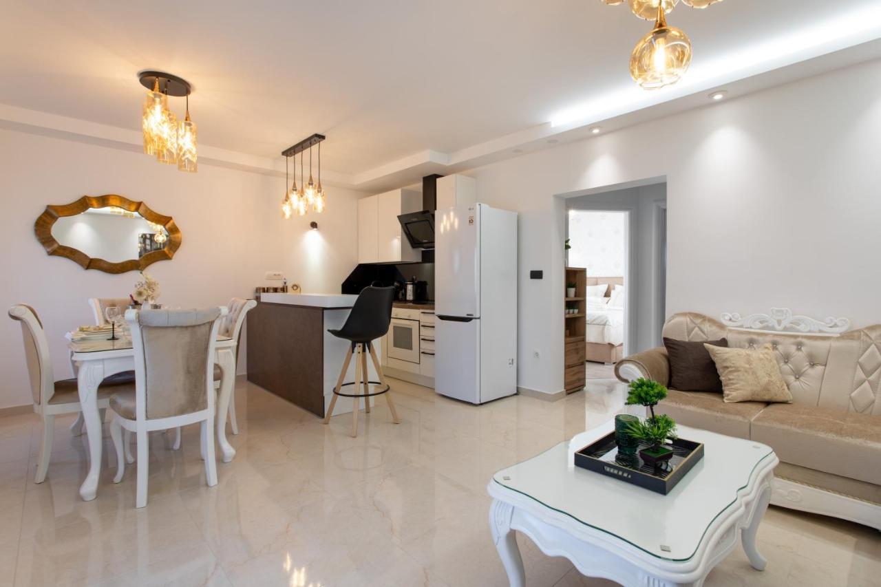 Villa Padre Podstrana Esterno foto