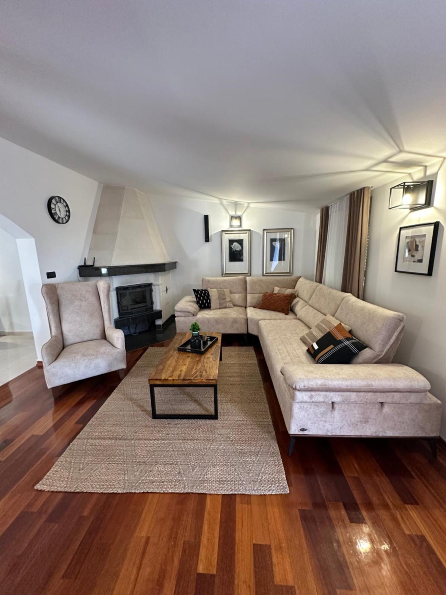 Villa Padre Podstrana Esterno foto